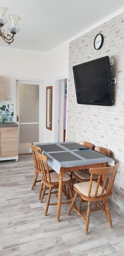 Happy House Apartment Залакарос Екстериор снимка
